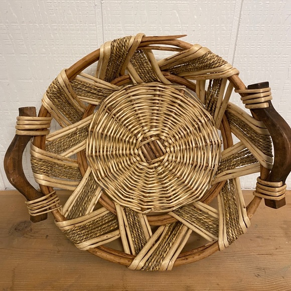 Other - Two Tone Woven Basket With Handles Boho Jungalow